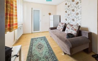 Garsonieră de închiriat pe  Postăvarului Titan Zonă liniștită - Poză 2