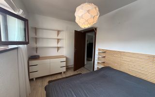 Casa centrala zona Siloz P+M - Poză 13