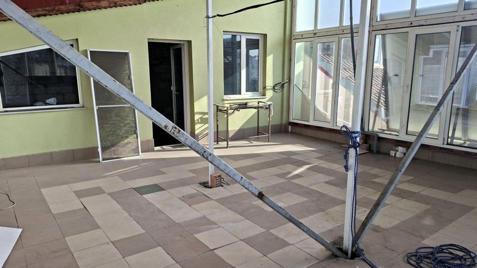 Vila cu 10 camere, destinatie rezidentiala / birouri - Poză 29