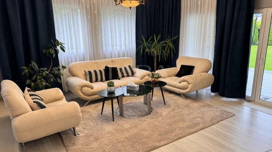 Vilă de Lux în zona Andrei Mureșanu - Poză 1