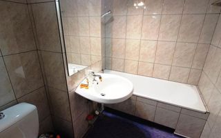 Spațiu parter cu destinație mixtă, zona fostă Lidia – 67 mp - Poză 7