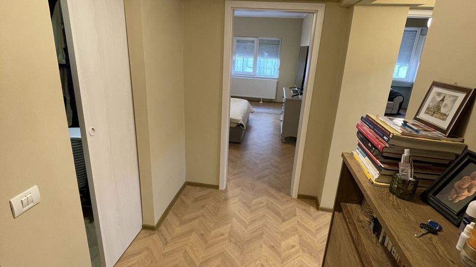 Piața Sf. Gheorghe | Decomandat | Renovat | Centrală proprie | Boxă 16 mp - Poză 5