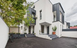 O RESIDENTA CONTEMPORANA CU VIZIUNE, ARHITECTURA SI EMOTIE - Poză 27