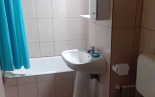 Apartament 1 camera  parter cu balcon si centrala - Poză 8