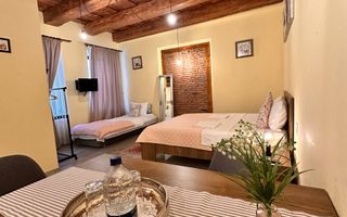 Apartament spre vanzare amplasat la doar 2 minute de Piata Sfatului - Poză 2