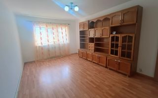Apartament 2 camere decomandat | Etaj 2 | Parțial mobilat - Poză 1