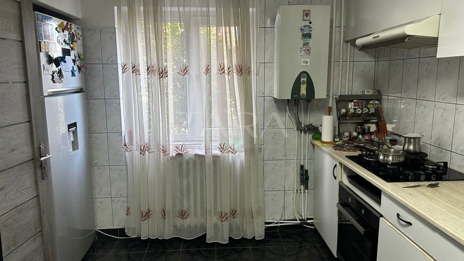 Apartament Deosebit cu 2 Camere, zona Între Lacuri, Iulius Mall. - Poză 3