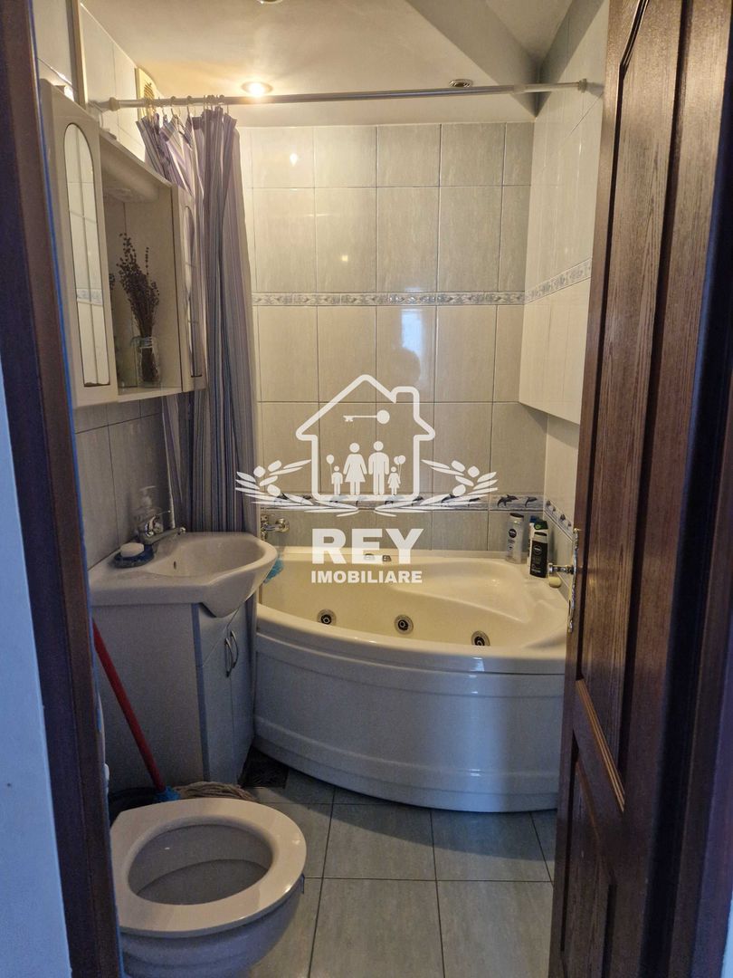 Apartament 3 camere - decomandat, mobilat, etaj 2/4, Cisnadie - Poză 6