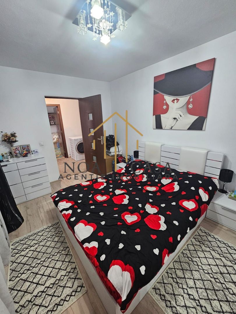 Casă / Vilă cu 5 camere de vânzare în Preajba - Poză 8