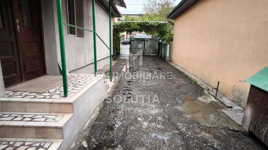 Casă de vânzare | 2 min de Centrul Vechi | garaj | curte proprie - Poză 11