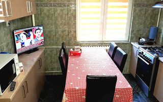 VANZARE 5 CAMERE DECOMANDAT UNIRII -FANTANI - Poză 8