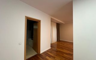 Vila 6 camere || Erou Iancu Nicolae || Garaj - Poză 13