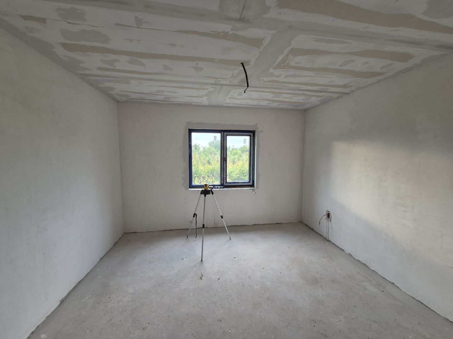 Casa P+1 in comuna 1 Decembrie - str. Victoriei - Poză 5