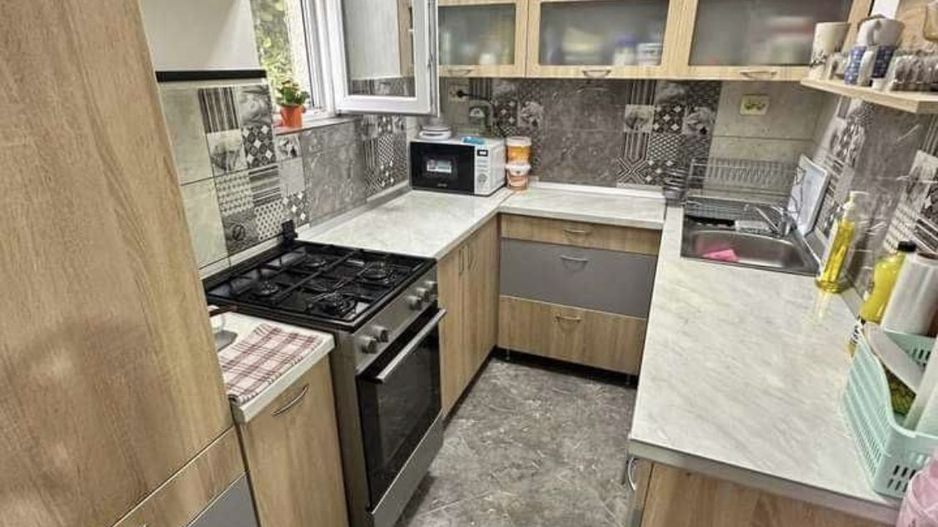 ageuropa.ro vinde ap 3 cam FINISAT 48mp etaj 3/4 în Micro 14. - Poză 9