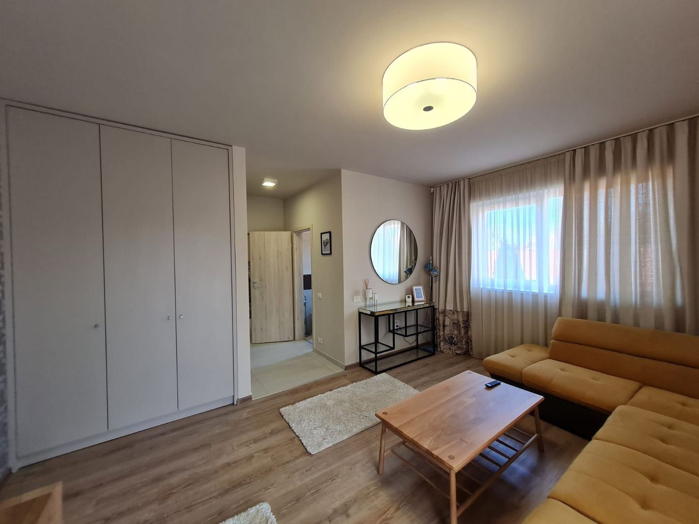 Apartament 1 camera cu grădina - Poză 2