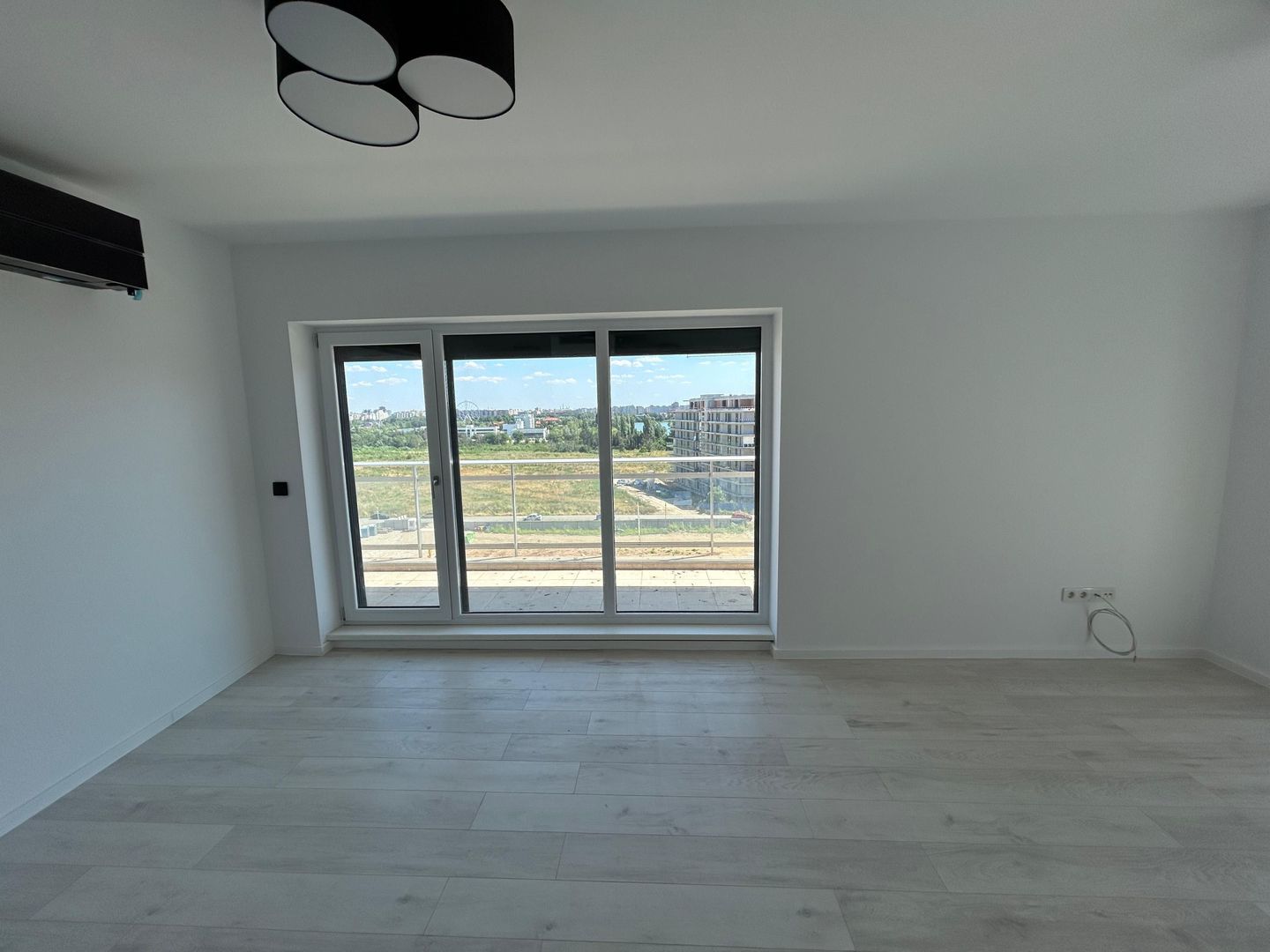 De inchiriat apartament 3 camere in BelvedereResidence3 NEMOBILAT - Poză 2