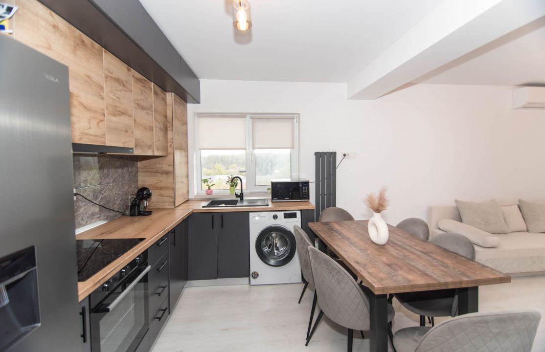 APARTAMENT 2 CAMERE - EREMIA - MOBILAT SI UTILAT - - Poză 12
