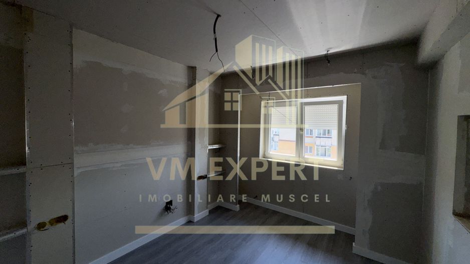 APARTAMENT 2 CAMERE CAMPULUNG, ETAJ 4, CARTIER VISOI - Poză 18