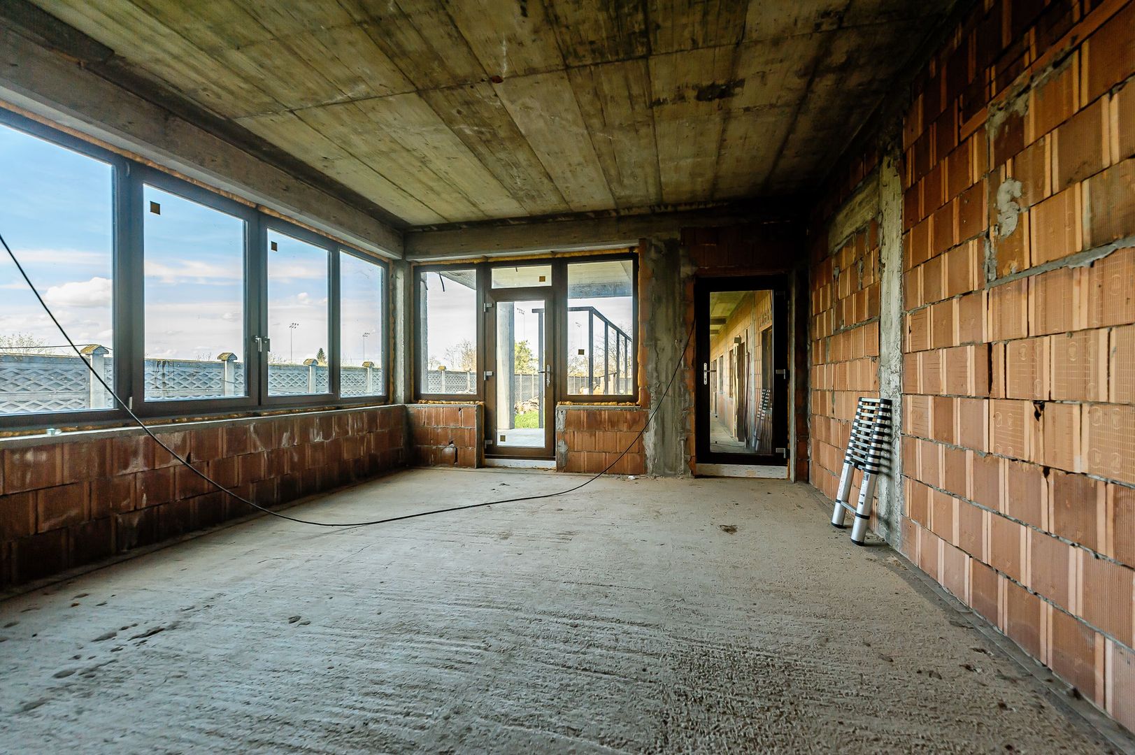 Pret redus Vilă impresionantă în Sânnicolau Mic Comision 0 - Poză 5