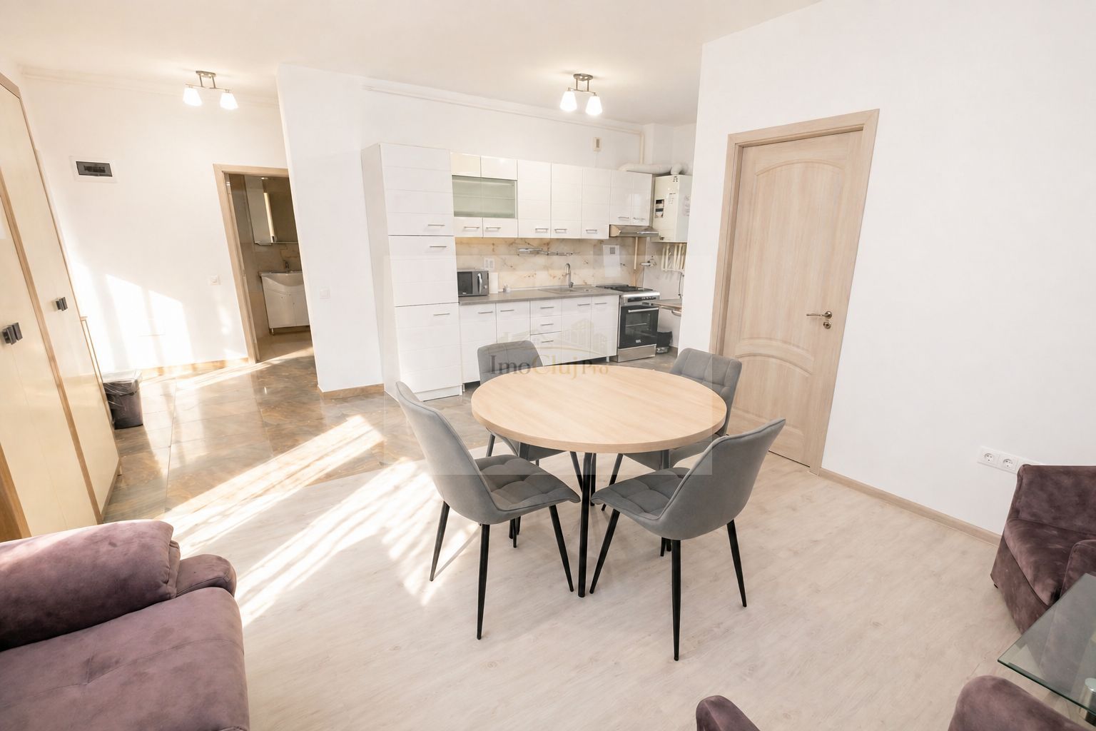 Vanzare apartament modern  3 camere-parcare subterană - zona Dedeman - Poză 2