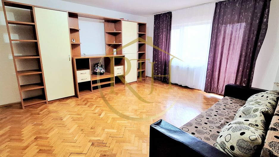 Oferim spre inchiriere,apartament spatios,3 camere,aproape de Spitalul Judetean - Poză 9