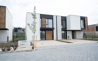 Vila de tip Urban Villa 02 in faza 1 in Amber Forest - Poză 2