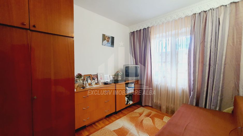 Apartament cu 3 camere de vanzare, Cetate - zona Closca - Poză 7