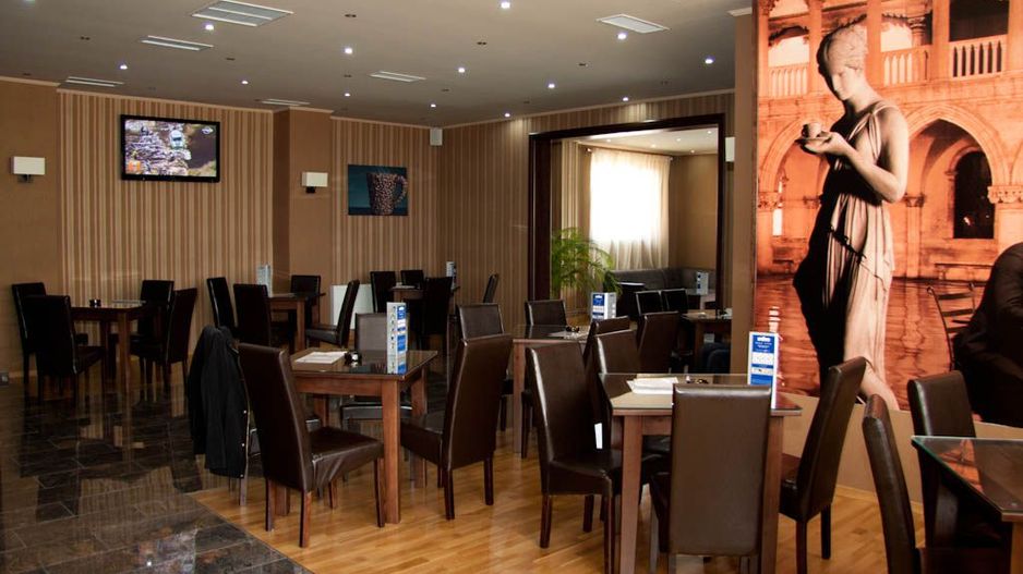 Hotel*** Hanul de la Răscruce - Poză 4