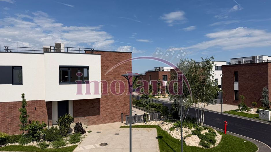 Marina Snagov - Vanzare - Vila NOUA - 5 camere - ponton la Lacul Snagov - Poză 4