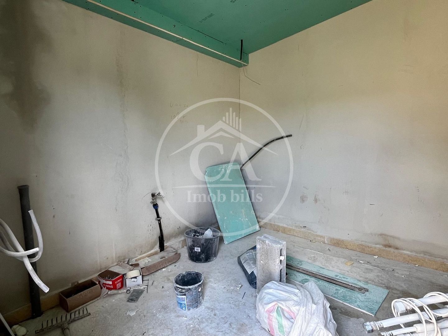 Casă de vânzare P+E+M cu 7 camere in Cartierul Grigorescu, Oradea - Poză 6