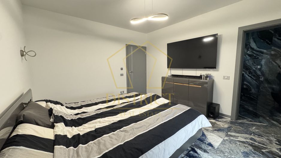 Casa superba pe parter, mobilata-utilata | Sanmihaiu Roman - Poză 12