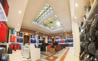 Sub mantia arhitecturala istorica a Cetatii Timisoarei, Spatiu comercial - Poză 23