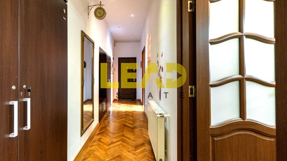 Apartament · vedere panoramică · Etaj 2 · Centrul IstoricBrașov · Comision 0% - Poză 4