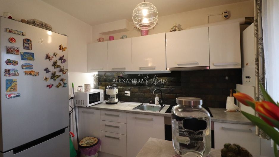 Apartament 3 camere I Zona Avram Iancu I Floresti - Poză 4