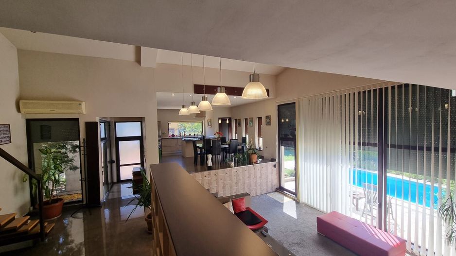 Vilă cu 4 camere de închiriat în zona Braytim cu piscina - Poză 6