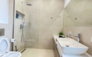 Casă cu design modern & suflet autentic – 200 m² de confort și rafinam - Poză 37