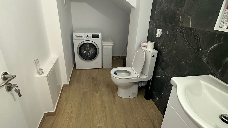 Casă P+1+pod de vânzare – 3 dormitoare, zona 23 August Otopeni, ansamblu - Poză 12