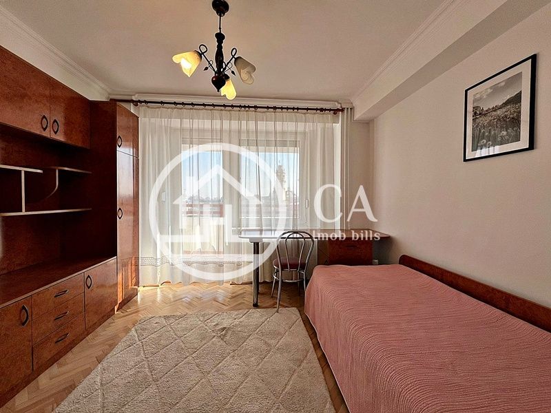 Apartament de închiriat cu 4 camere în zona Ultracentrală, Oradea - Poză 9