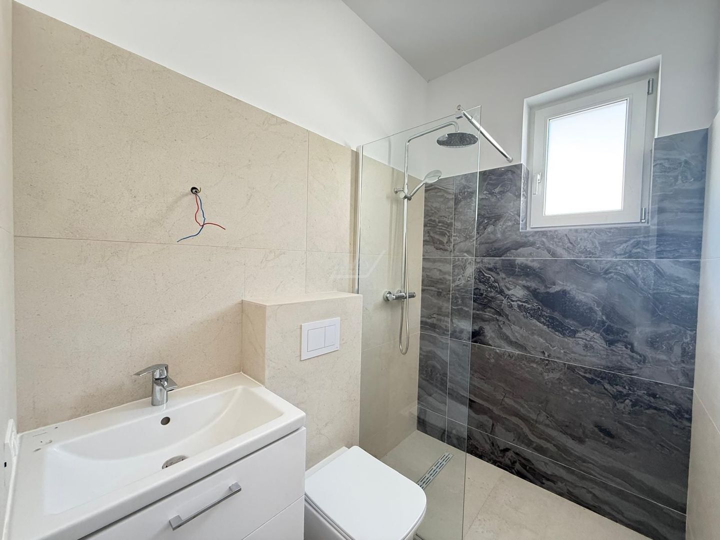 COMISION 0! Duplex finalizat. Panouri solare. Disponibil imediat. - Poză 4