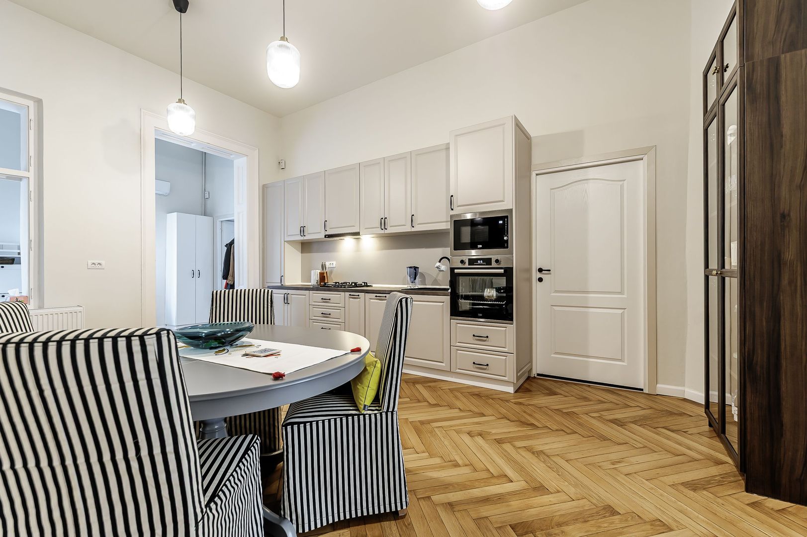 REZERVAT Apartament premium cu 3 camere Ultracentral Comision 0 - Poză 3