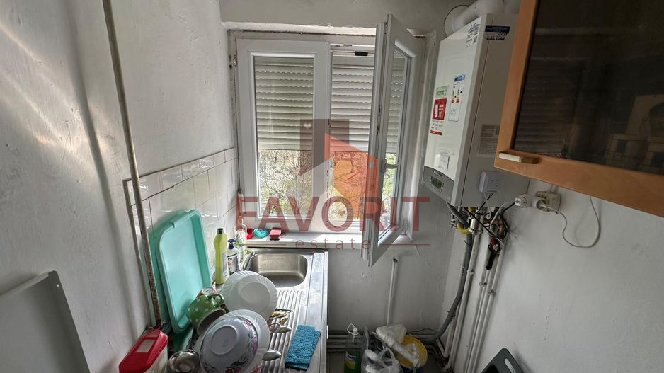 4 camere | centrala prorpie | etaj intermediar | boxa | zona excelenta - Poză 7