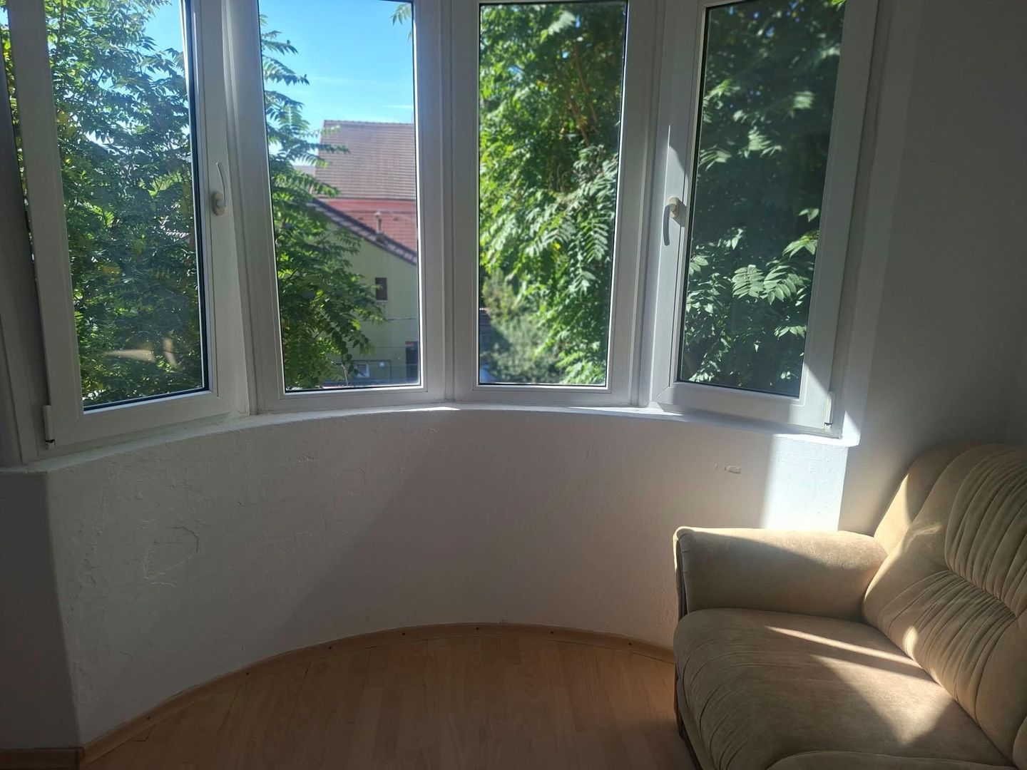 Închiriez apartament - Poză 6