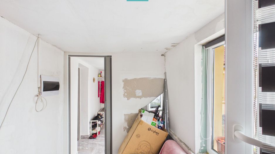 Casă individuală 3 camere,teren de 1500Mp Bătania - Poză 10