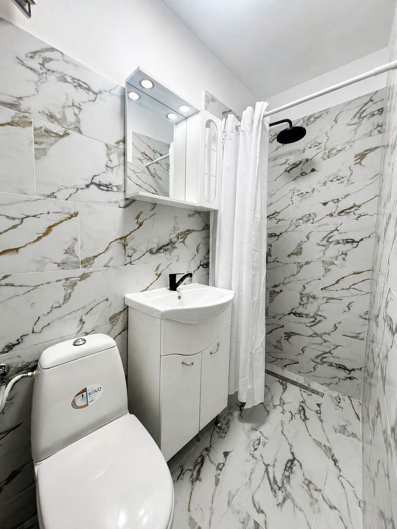 Apartament Ultracentral, renovat, etajul 1, centrala pe gaz - Poză 8