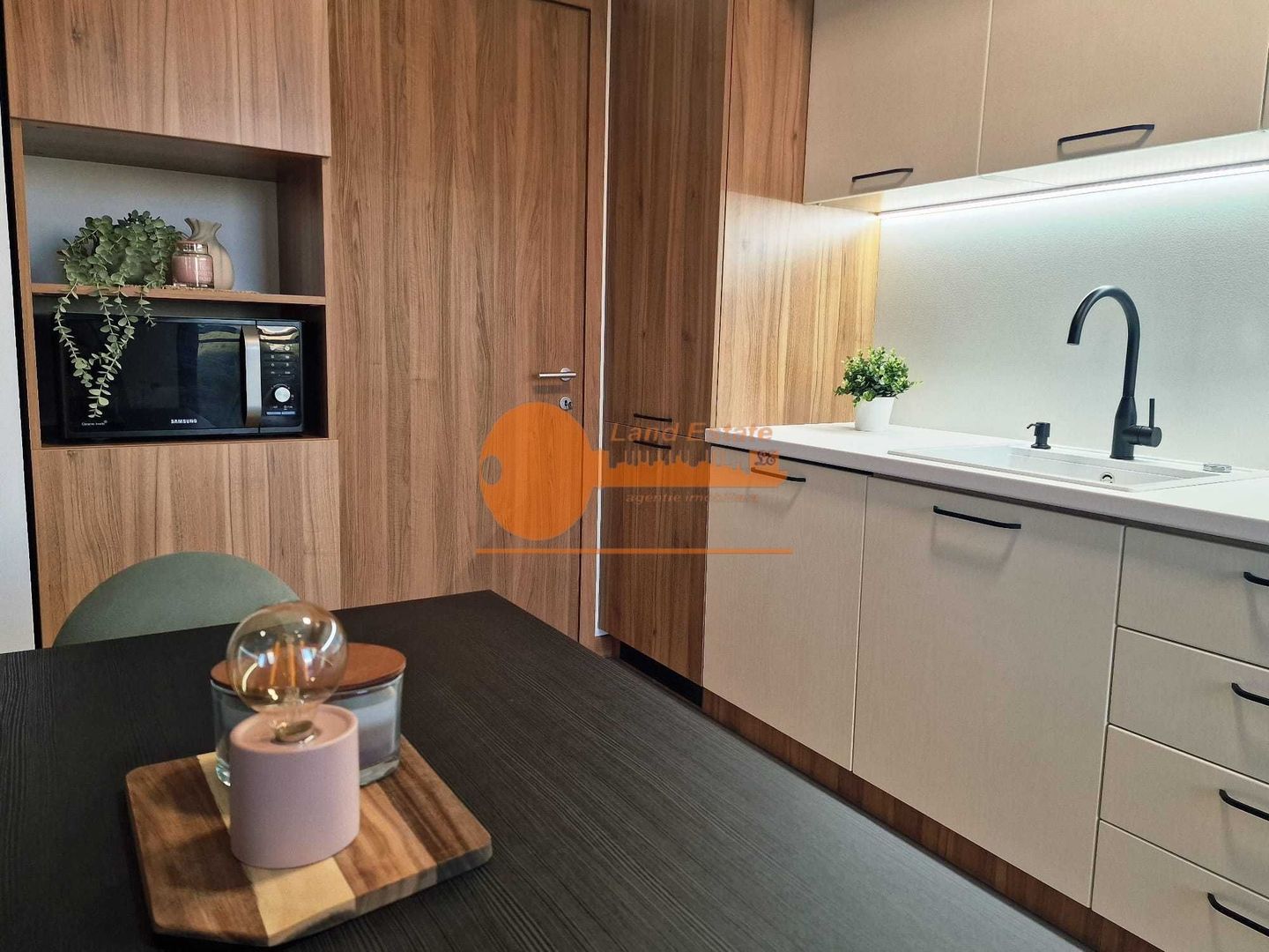 2 camere premium – Grozăvești - Regie - Poză 5