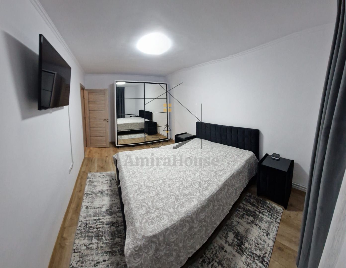 Apartament 3 camere, recent finisat, str Horea - Poză 1