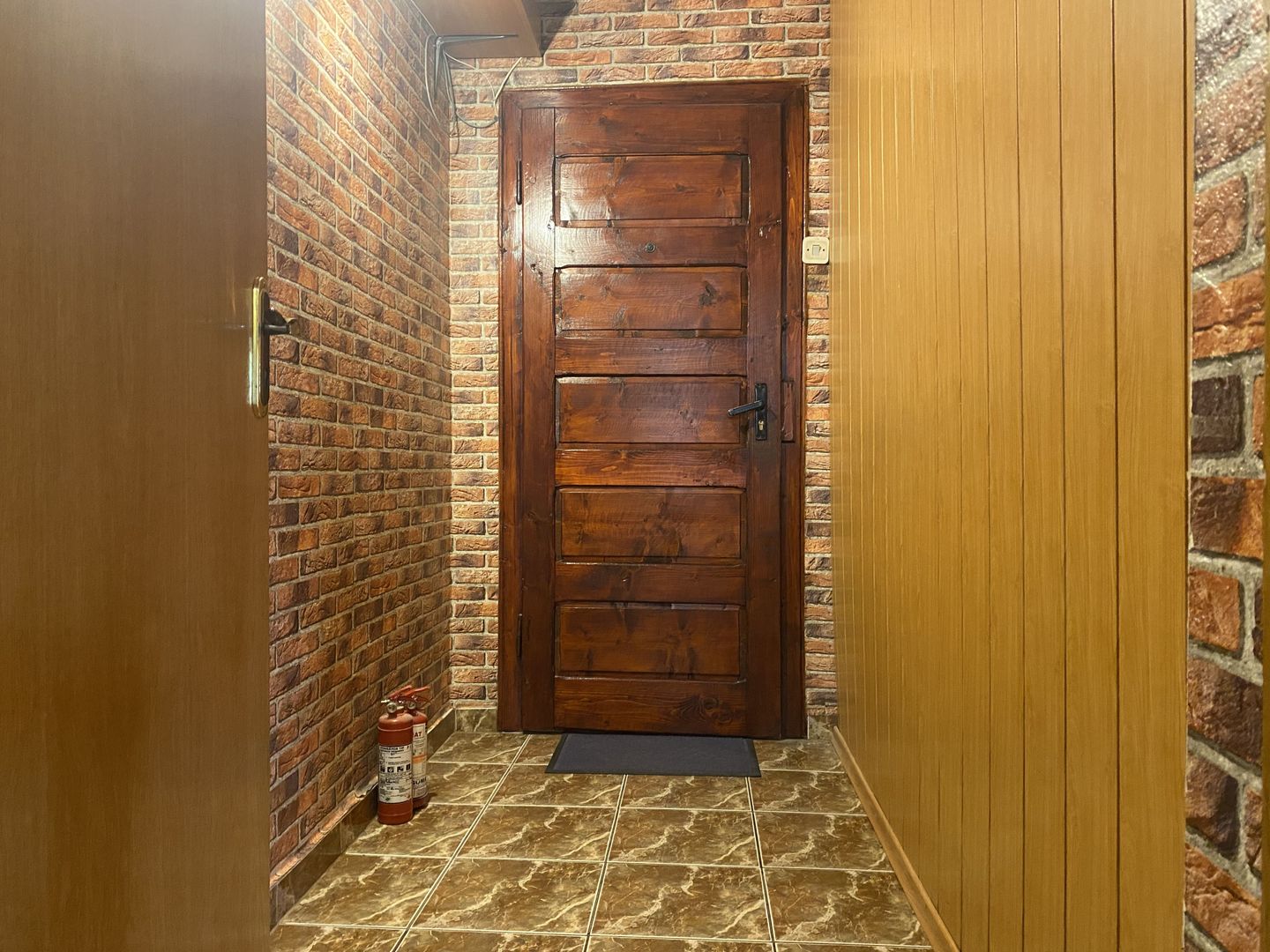 Vanzare apartament cu 4 camere luminos, vedere deschisă-Targoviste-M5 - Poză 14