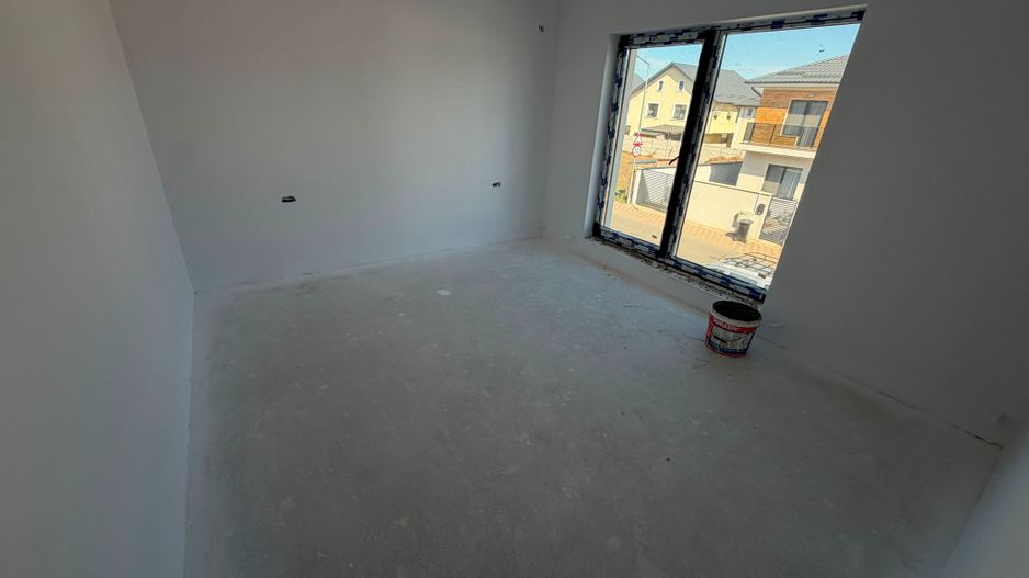 CASA DUPLEX, TOATE UTILITATILE, STRADA ASFALTATA, COMISION 0% - Poză 9