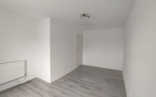 Renovat 2 camere Bd 1 Decembrie Sector 3 - Poză 1