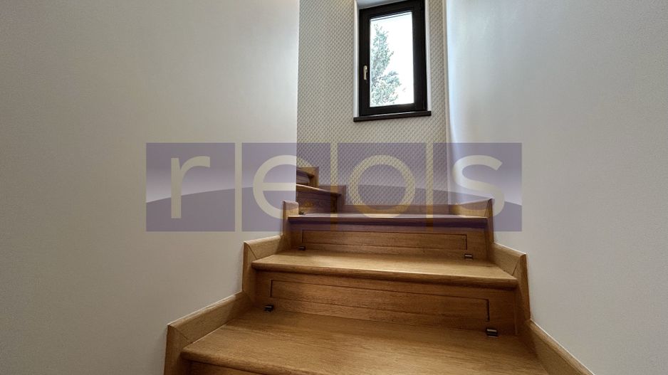 VANZARE VILA INDIVIDUALA | P+1 | LIBERA | ZONA CAPITALE - Poză 10